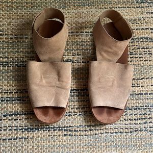 Via Spia Brair Flat Sandals